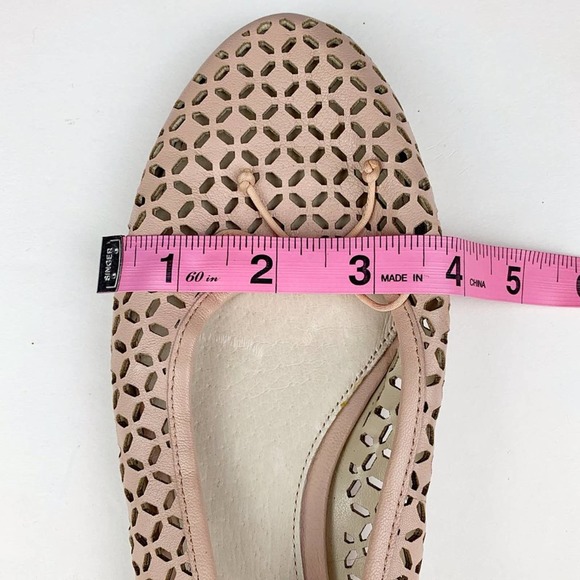 Vince Camuto Louise et Cie Congo Perforated Flats - Picture 13 of 16